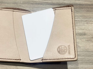 三つ折り財布：カードポケット