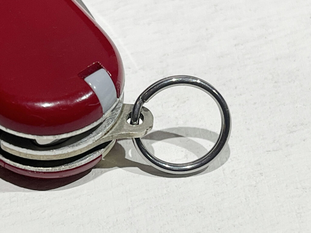 VICTORINOX コンパニオン X ALOXにはキーリングなし