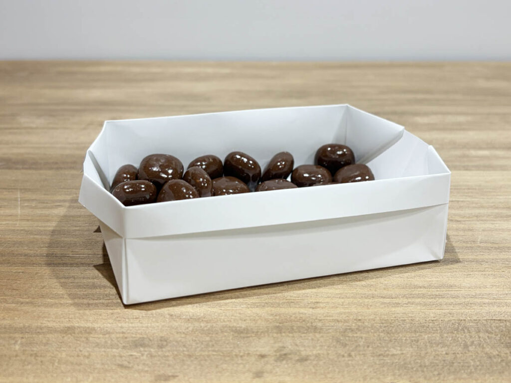 アーテックの「非常用食器折り紙」長皿