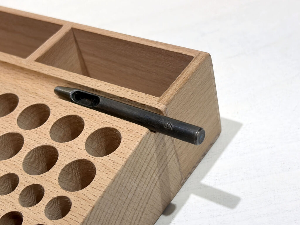 作業効率を底上げしてくれるツールレスト